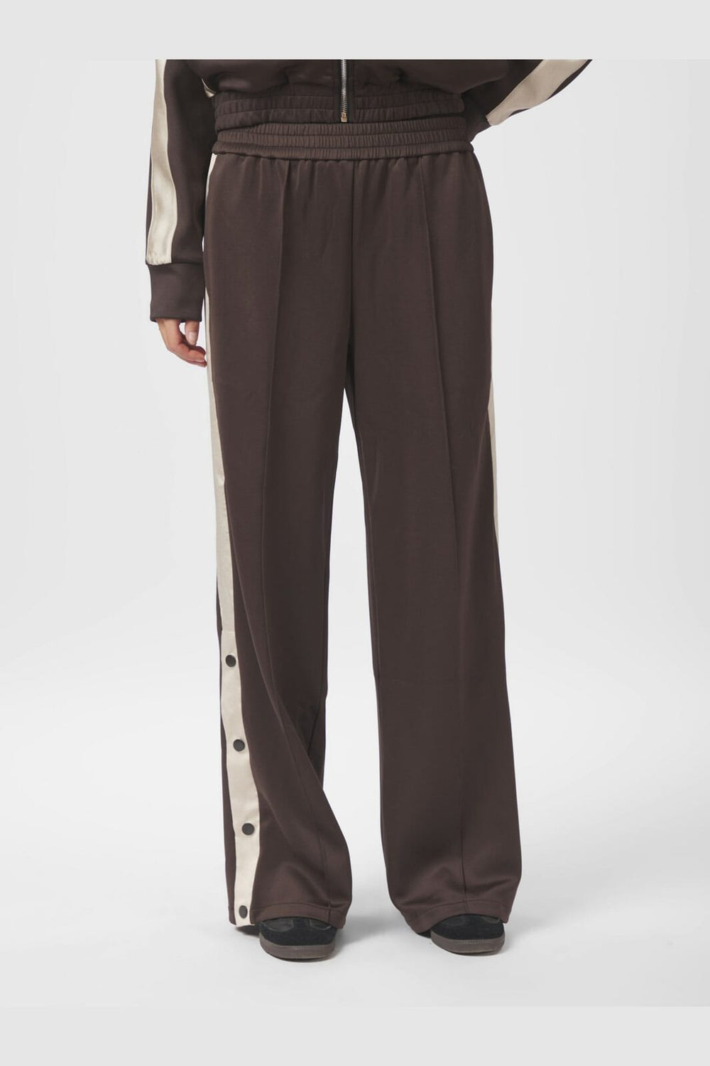 Neo Noir - Puggy Track Suit Pants 164249 - 676 - Dark Brown