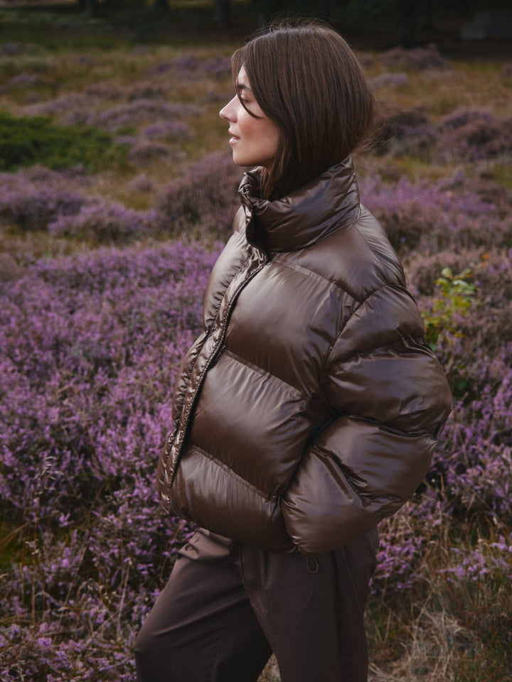 Neo Noir - Rhea Shiny Puffer Jacket 165094 - 676 - Dark Brown Jakker 