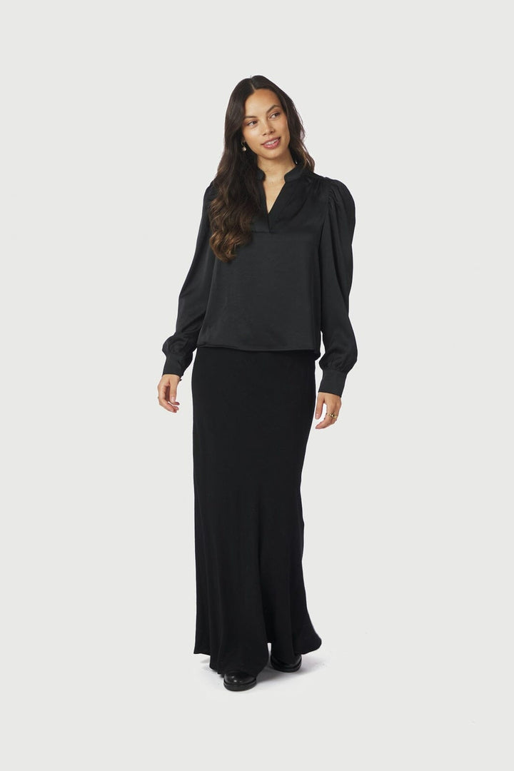 Neo Noir - Rosslyn Heavy Sateen Blouse 163769 - 100 - Black