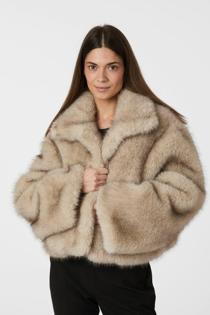 Neo Noir - Steff Faux Fur Jacket 165376 - 123 - Beige