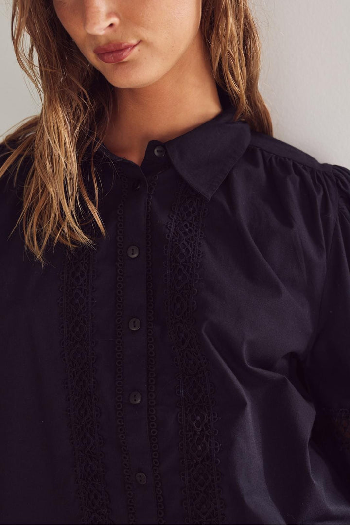 Noella - Lianna Blouse 13260001 - 004 Black