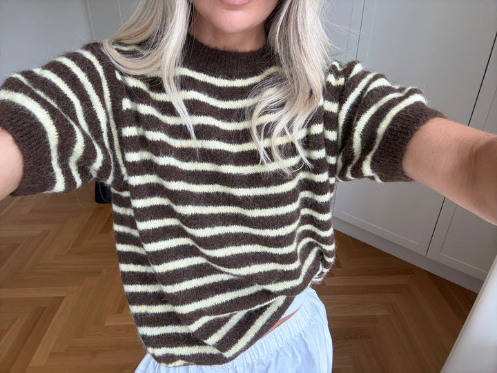 Noella - N-Monikah Ss Knit 16570003 - 1536 - Brown Yellow Stripe Strikbluser 