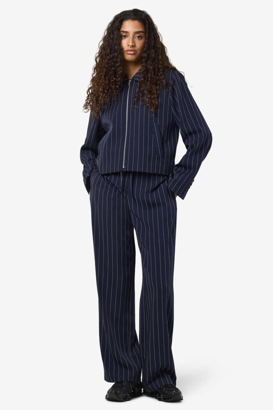 Noisy May - Nmella Nw Pinstripe Pants Fwd - 4896946 Navy Blazer White