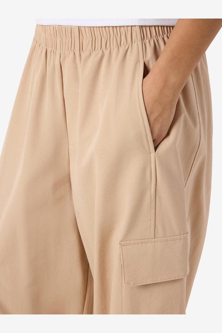 Noisy May - Nmkirby Barrel Pants - 5091335 White Pepper