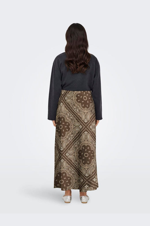 Only - Onlchigo Ankel Satin Skirt - 5086364 Chicory Coffee Bandana
