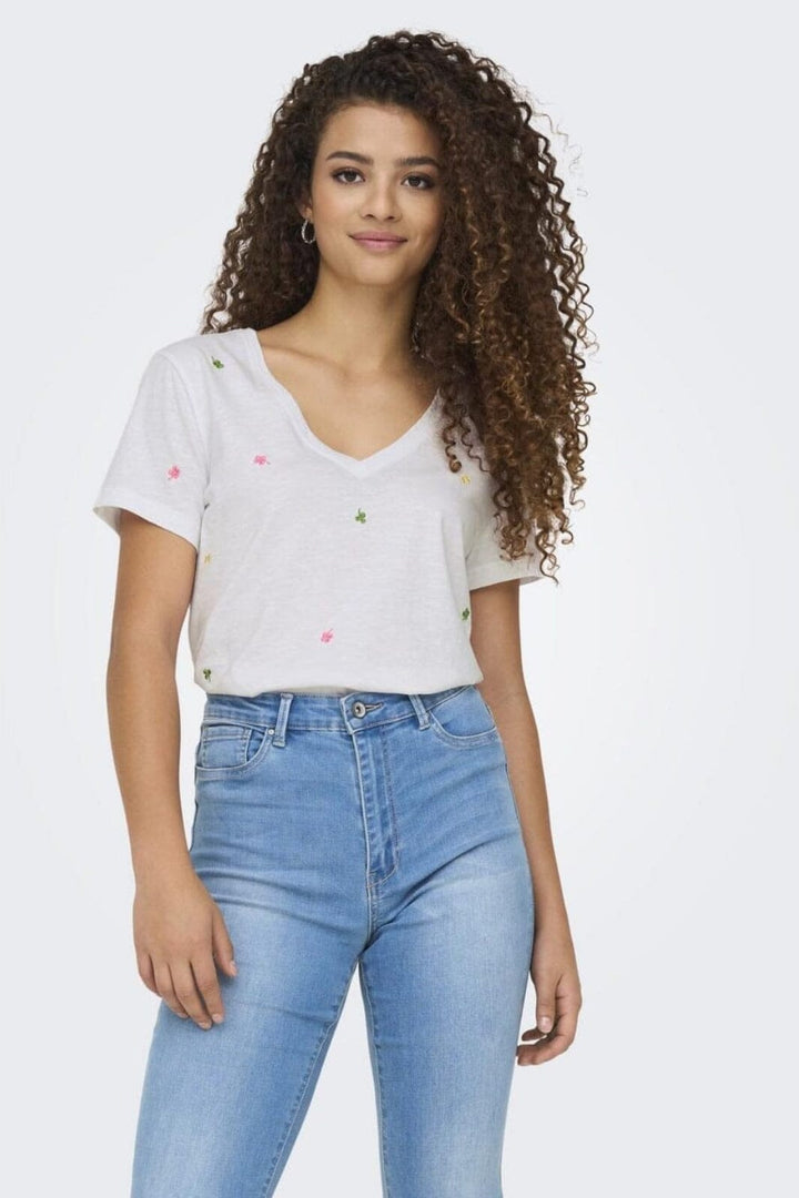 Only - Onlketty Life S/S V-Neck Top Box - 4690308 Bright White Clovers