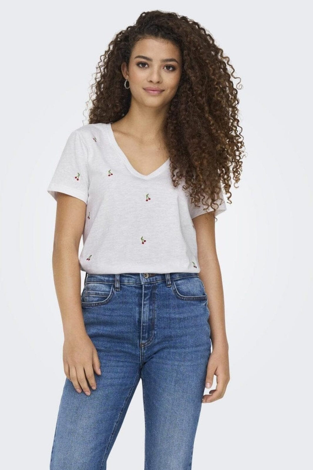 Only - Onlketty Life S/S V-Neck Top Box - 4690311 Bright White Cherries