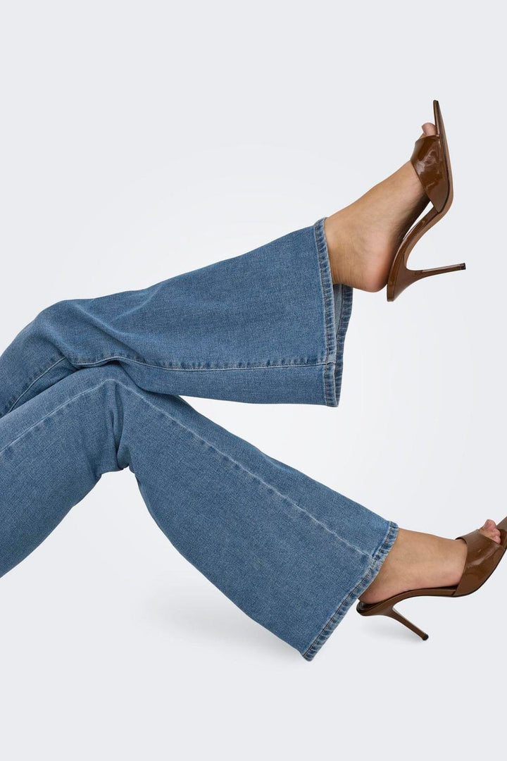 Only - Onllana Retro Flared Box - 4893232 Light Blue Denim