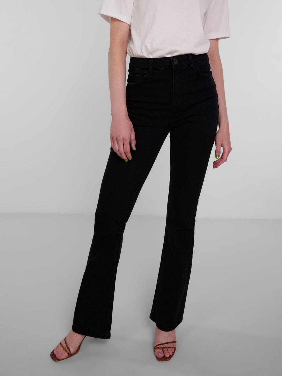 Pieces, Pcpeggy Flared Hw Jeans Bl-Vi, Black