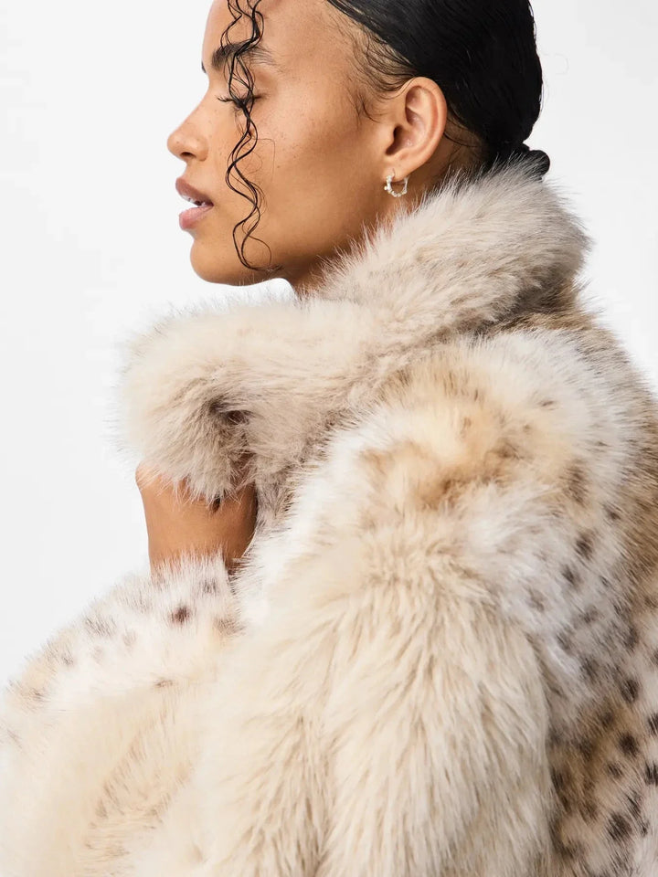 Pieces - Pcplush Short Fluffy Jacket - 5023208 Porpoise Patchwork Jakker 