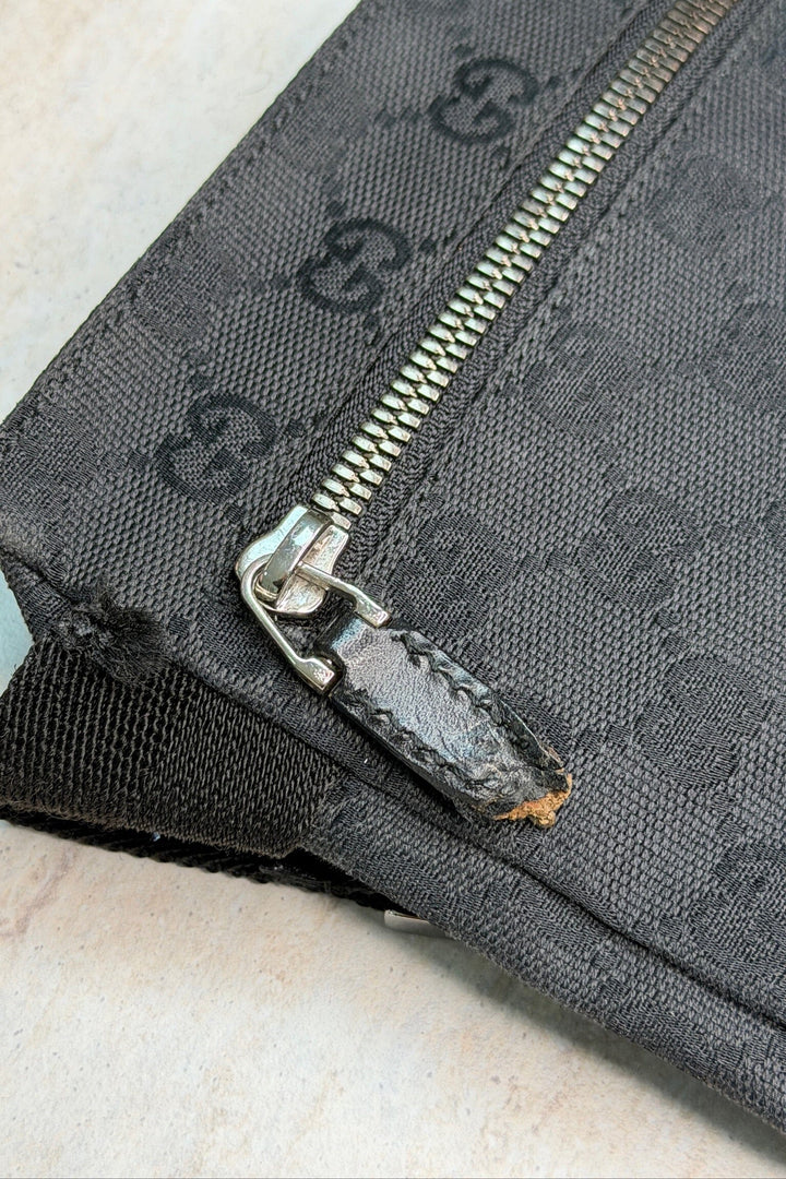 Preloved Vintageline x Molly&My - Vintage Gucci Bumbag 5 - Black Tasker 
