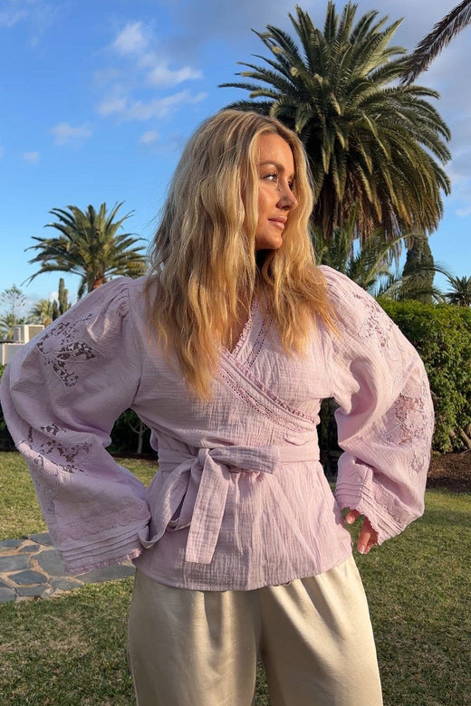 Sissel Edelbo x Molly&My - Winfrey Wrap Top SE 1999 - Lavender Bluser 