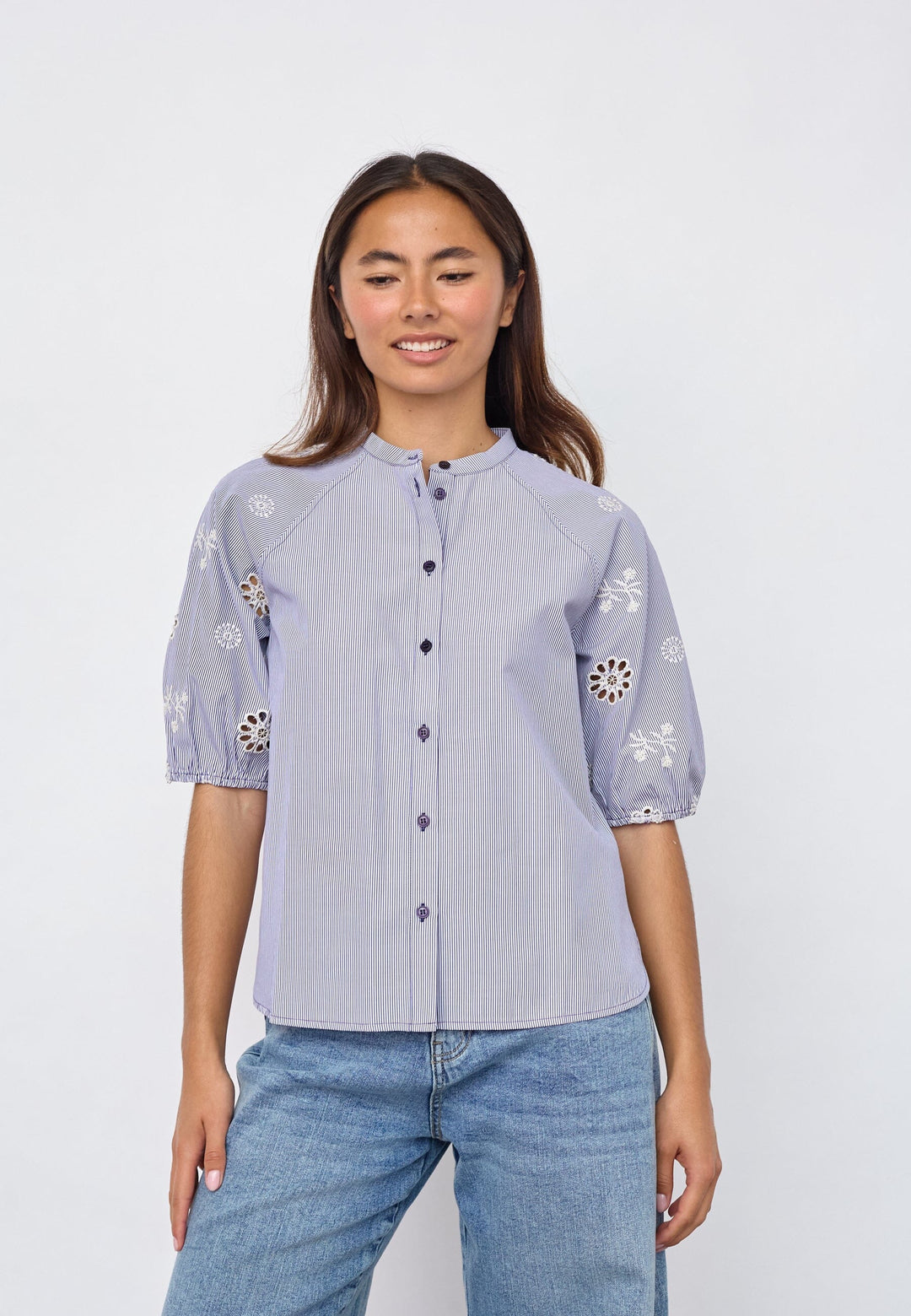 Sisters Point - Edina-Ss 19926 - 831 - Navy Stripes Skjorter 