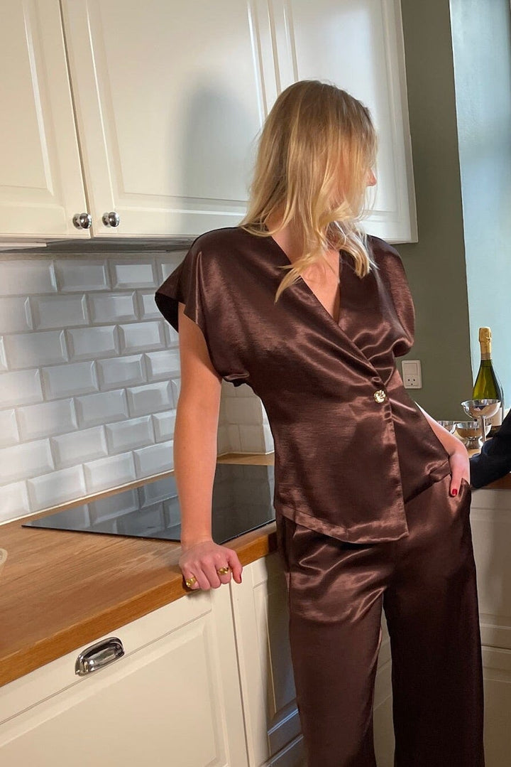 Sisters Point - Gevela-Ve4 19489 - 200 - Brown Toppe 