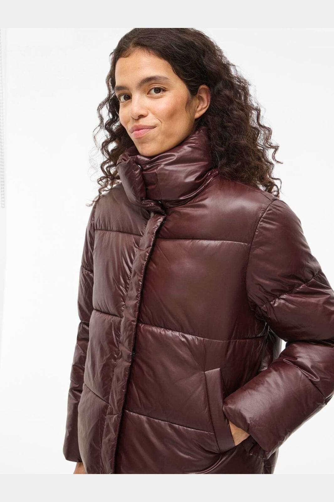 Vila - Vilidda L/S Shinny Puffer Short Jacket - 4897448 Fig