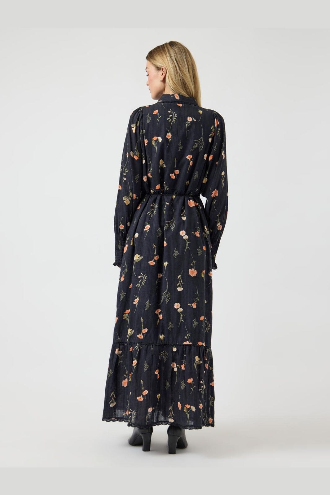 YAS - Yassomelli Ls Long Shirt Dress - 5077027 Black Flower Print