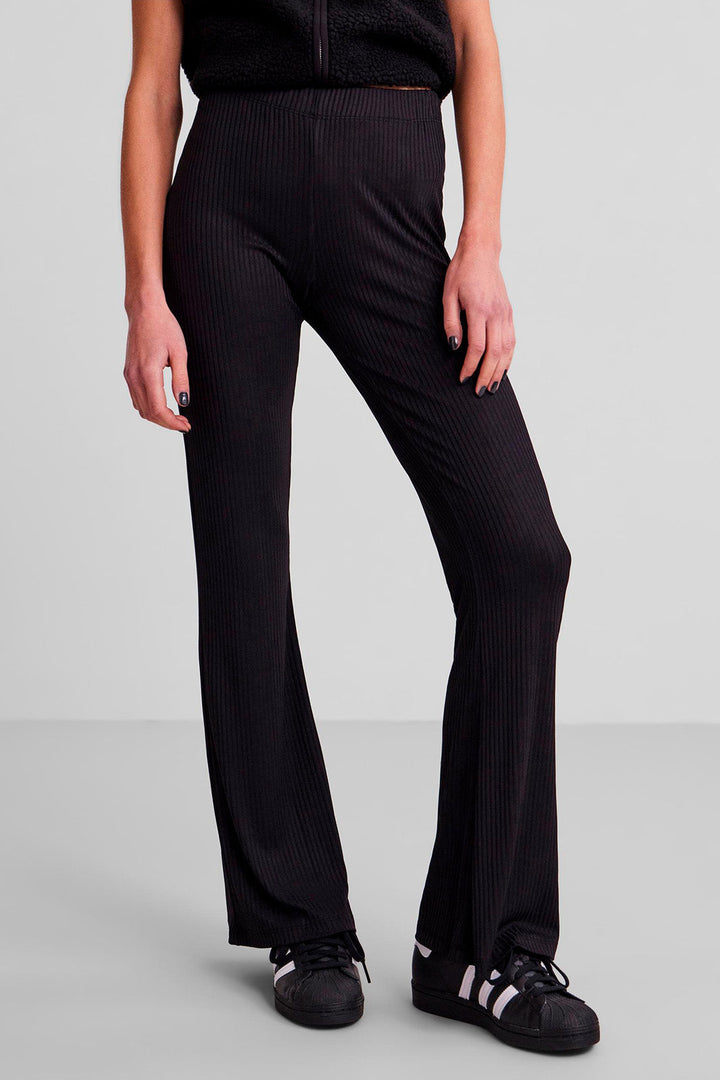 Pieces - Pctoppy Mw Flared Pant - Black 